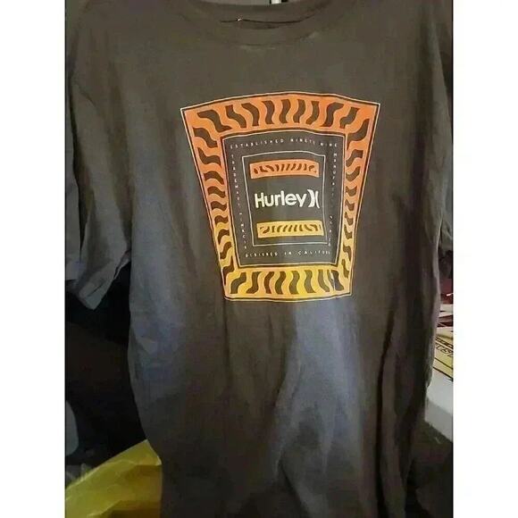Hurley Men's Everyday Wave Check S/S Shirt Sz L NWT CR2 Excellent - Picture 1 of 4